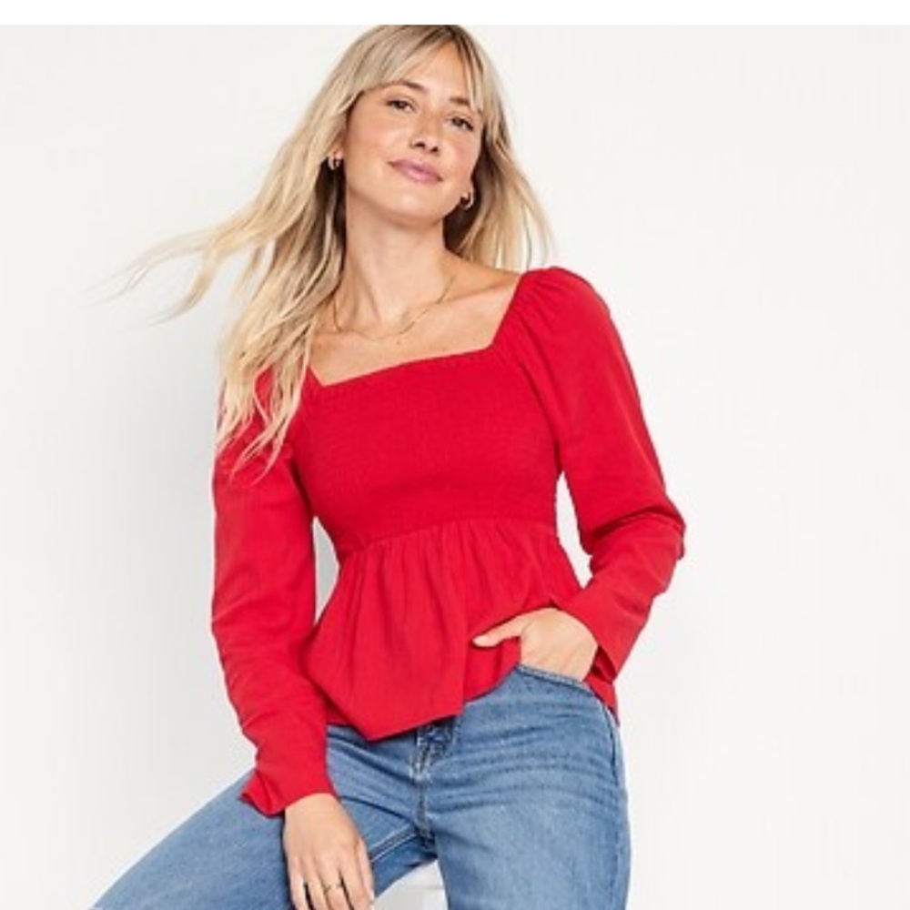 Old Navy smocked crepe top